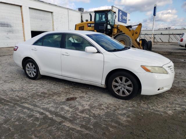 4T1BE46KX7U504807 - 2007 TOYOTA CAMRY CE WHITE photo 4