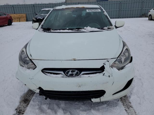 KMHCT5AE9CU043983 - 2012 HYUNDAI ACCENT GLS WHITE photo 5