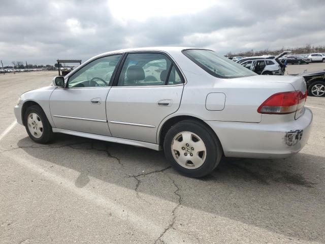 1HGCG16562A028613 - 2002 HONDA ACCORD EX SILVER photo 2