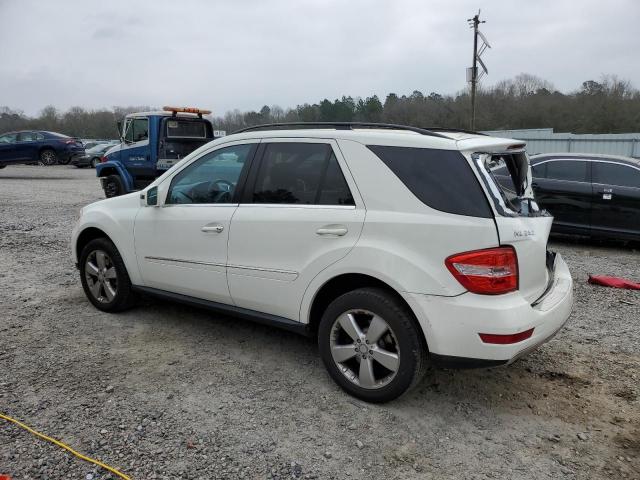 4JGBB8GB6BA744610 - 2011 MERCEDES-BENZ ML 350 4MATIC WHITE photo 2