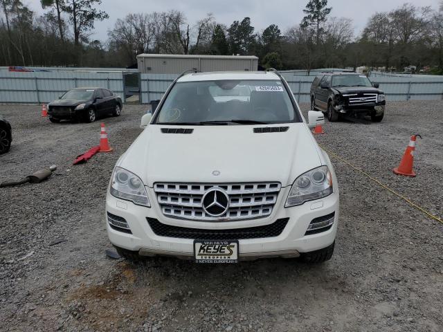 4JGBB8GB6BA744610 - 2011 MERCEDES-BENZ ML 350 4MATIC WHITE photo 5