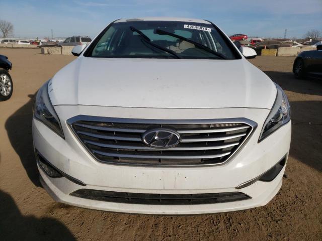 5NPE24AF7HH524870 - 2017 HYUNDAI SONATA SE WHITE photo 5