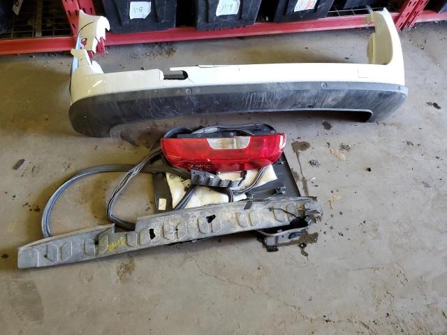 ZFBERFBT2F6953002 - 2015 RAM PROMASTER SLT Білий фото 12