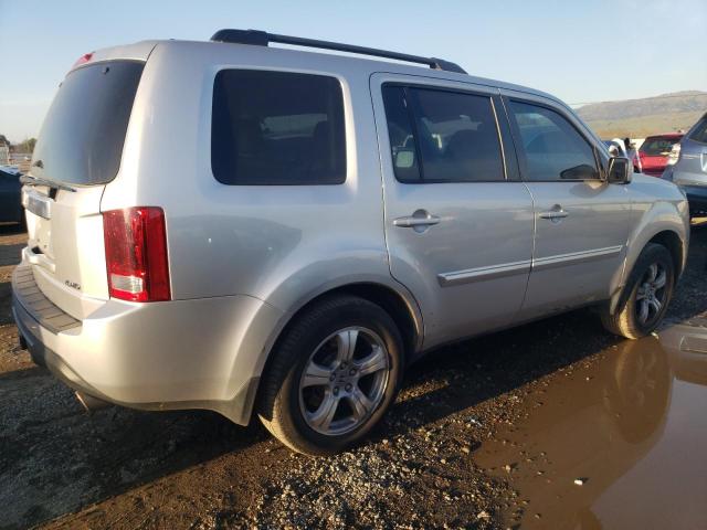 5FNYF4H75FB006848 - 2015 HONDA PILOT EXLN SILVER photo 3