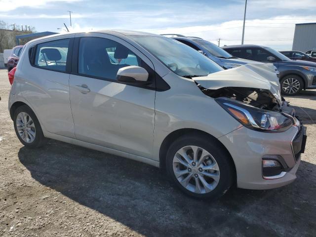 KL8CD6SA1MC749803 - 2021 CHEVROLET SPARK 1LT BEIGE photo 4