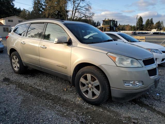 1GNEV23D49S170999 - 2009 CHEVROLET TRAVERSE LT GOLD photo 4