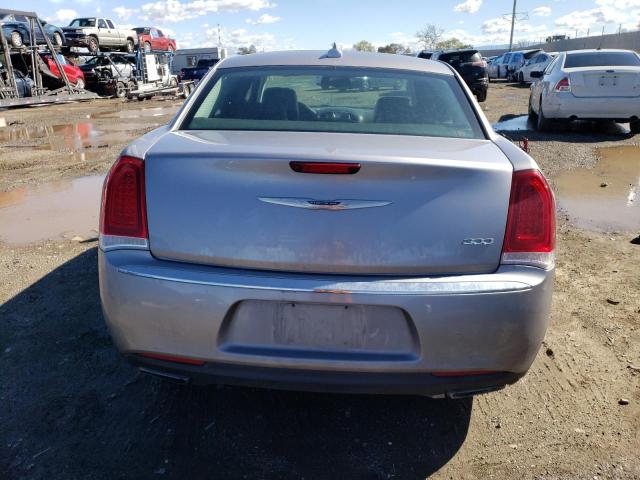 2C3CCAAG7HH552290 - 2017 CHRYSLER 300 LIMITED SILVER photo 6