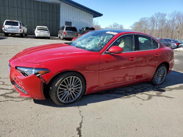 ZARFAEEN1H7557789 - 2017 ALFA ROMEO GIULIA TI Q4 RED photo 1