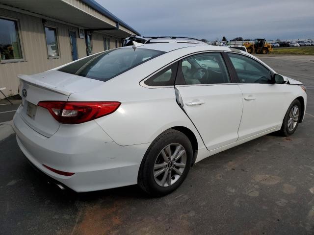 5NPE24AF5GH358864 - 2016 HYUNDAI SONATA SE WHITE photo 3