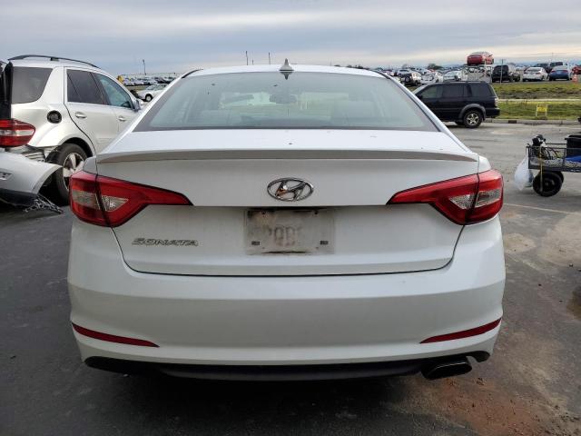 5NPE24AF5GH358864 - 2016 HYUNDAI SONATA SE WHITE photo 6