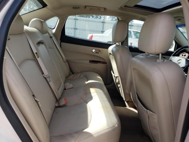 2G4WE567351338030 - 2005 BUICK LACROSSE CXS WHITE photo 10