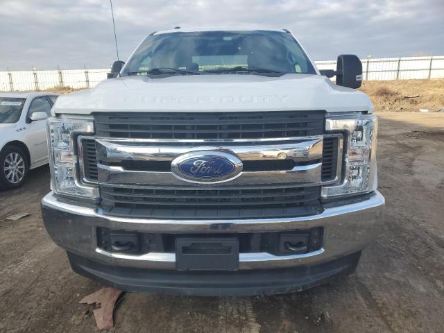 1FT8W3BT0JEC44181 - 2018 FORD F350 SUPER DUTY WHITE photo 5