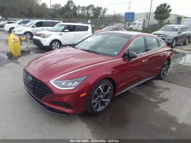 KMHL44J26PA284081 - 2023 HYUNDAI SONATA SEL PLUS RED photo 1