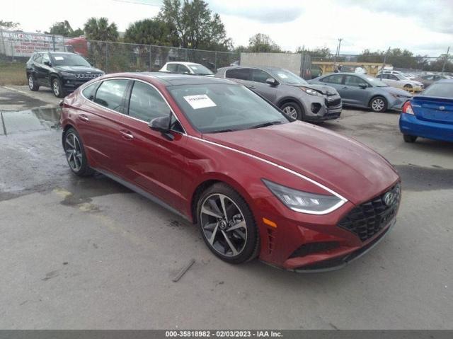 KMHL44J26PA284081 - 2023 HYUNDAI SONATA SEL PLUS RED photo 2