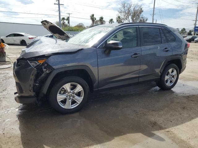 JTMW1RFV8KD041552 - 2019 TOYOTA RAV4 XLE GRAY photo 1