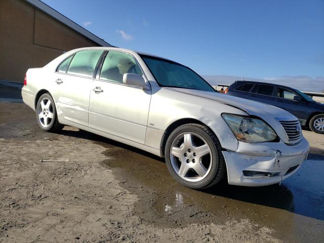 JTHBN36F340124436 - 2004 LEXUS LS 430 WHITE photo 4