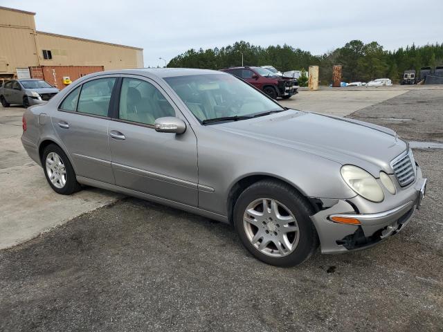 WDBUF65J93A185151 - 2003 MERCEDES-BENZ E 320 SILVER photo 4