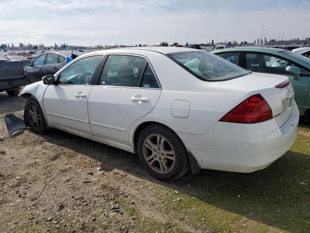 1HGCM56327A205907 - 2007 HONDA ACCORD SE WHITE photo 2