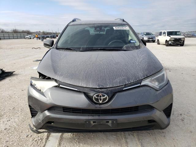 JTMZFREV7HJ704099 - 2017 TOYOTA RAV4 LE GRAY photo 5