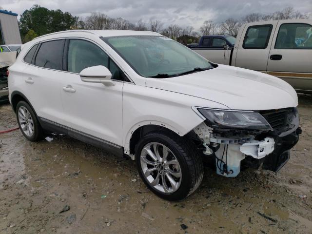 5LMCJ2C90GUJ21350 - 2016 LINCOLN MKC SELECT Սպիտակ լուսանկար 4