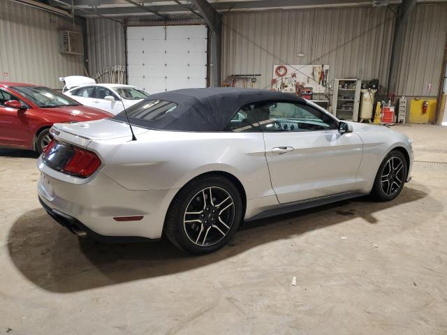 1FATP8UHXJ5155947 - 2018 FORD MUSTANG SILVER photo 3