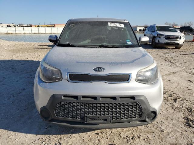 KNDJN2A26G7859077 - 2016 KIA SOUL SILVER photo 5