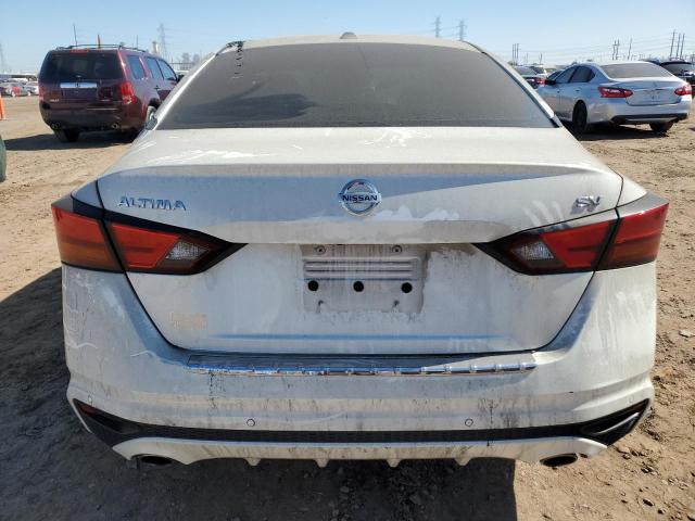 1N4BL4DV7MN357400 - 2021 NISSAN ALTIMA SV WHITE photo 6