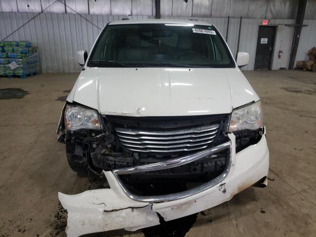 2C4RC1BGXDR787436 - 2013 CHRYSLER TOWN & COU TOURING თეთრი ფოტო 5