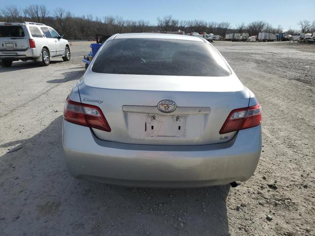 JTNBE46K973038132 - 2007 TOYOTA CAMRY CE SILVER photo 6