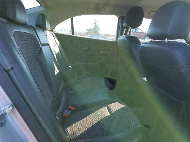 1G11C5SL1EF188069 - 2014 CHEVROLET MALIBU 1LT Srebrny zdjęcie 10