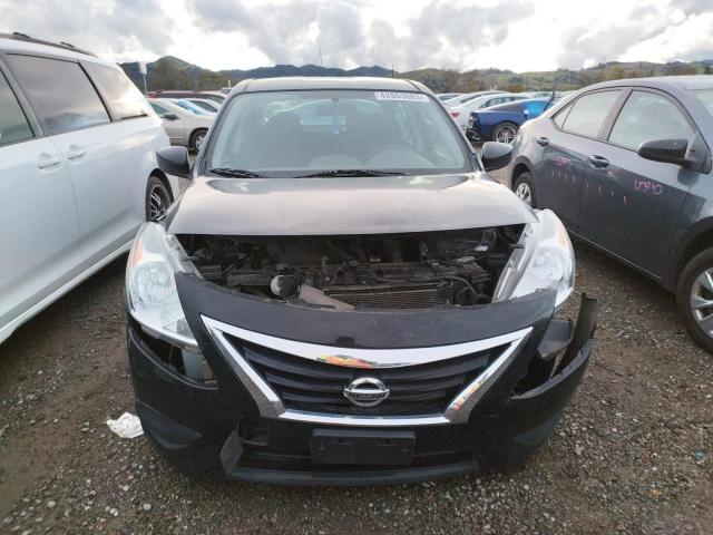 3N1CN7AP8HL833999 - 2017 NISSAN VERSA S BLACK photo 5