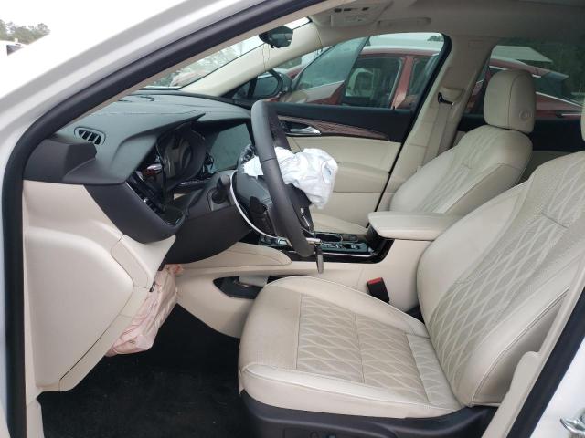 LRBFZRR49MD190940 - 2021 BUICK ENVISION AVENIR WHITE photo 7