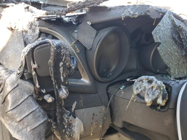 KL4CJBSB2FB033142 - 2015 BUICK ENCORE CONVENIENCE 银色 照片 9