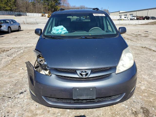 5TDZK22C18S205274 - 2008 TOYOTA SIENNA XLE BLUE photo 5