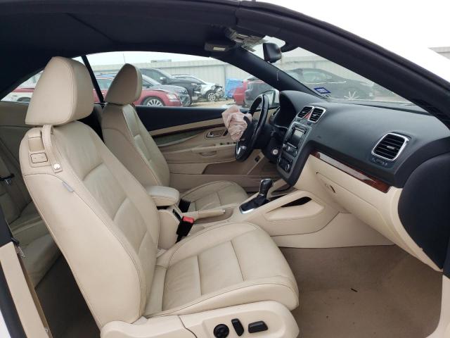 WVWFW7AH1CV008167 - 2012 VOLKSWAGEN EOS LUX 白色 照片 10