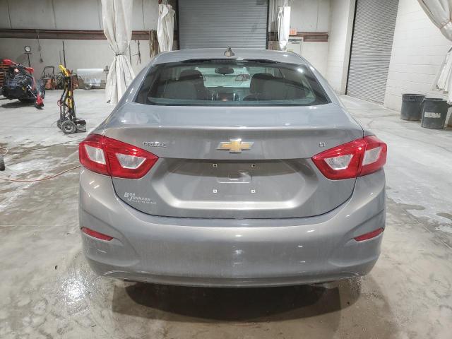 1G1BE5SM2H7127304 - 2017 CHEVROLET CRUZE LT GRAY photo 6