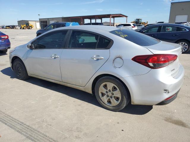 3KPFK4A77HE089219 - 2017 KIA FORTE LX GRAY photo 2