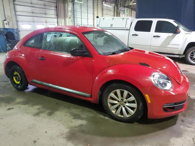 3VWF17AT5EM641770 - 2014 VOLKSWAGEN BEETLE RED photo 4