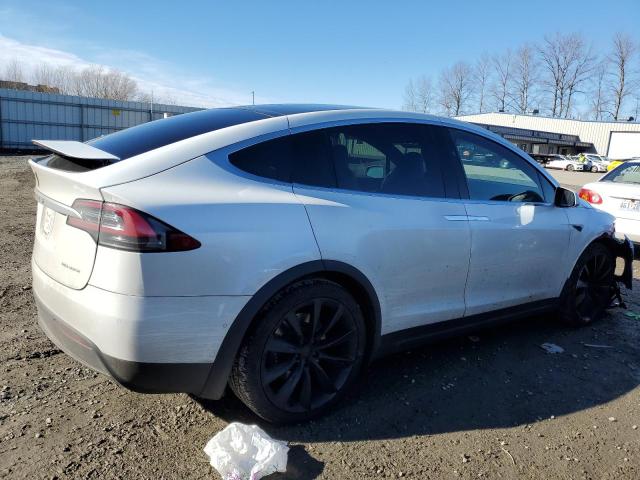 5YJXCAE21KF207359 - 2019 TESLA MODEL X WHITE photo 3