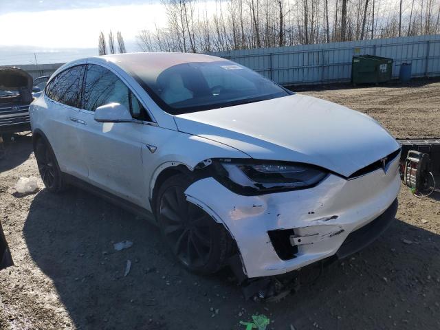 5YJXCAE21KF207359 - 2019 TESLA MODEL X WHITE photo 4