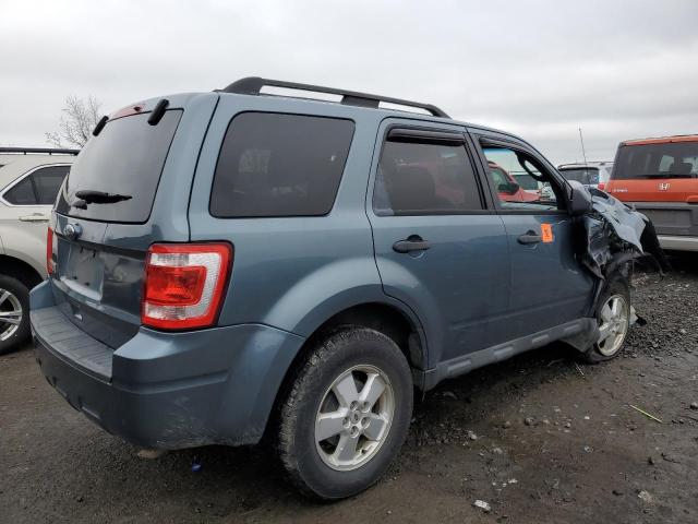 1FMCU9D70CKB92215 - 2012 FORD ESCAPE XLT BLUE photo 3