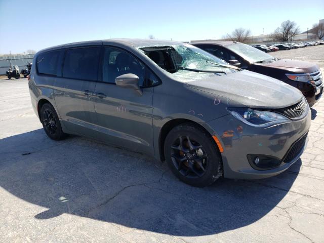 2C4RC1FG5LR247534 - 2020 CHRYSLER PACIFICA TOURING GRAY photo 4