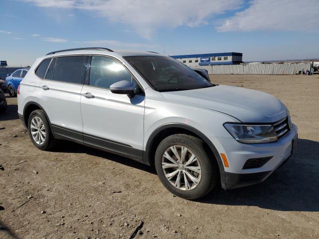 3VV0B7AX7JM108288 - 2018 VOLKSWAGEN TIGUAN S GRAY photo 4