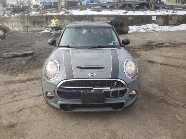 WMWXM7C5XET970945 - 2014 MINI COOPER S GRAY photo 5