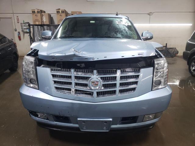 1GYS3CEF1BR278123 - 2011 CADILLAC ESCALADE PREMIUM BLUE photo 5