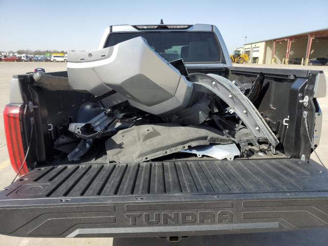 5TFLA5ABXNX014817 - 2022 TOYOTA TUNDRA CREWMAX SR SILVER photo 12