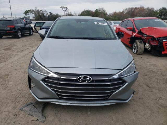 KMHD84LF6LU044613 - 2020 HYUNDAI ELANTRA SEL SILVER photo 5