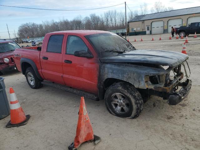 1D7HW38K48S540739 - 2008 DODGE DAKOTA SXT RED photo 4