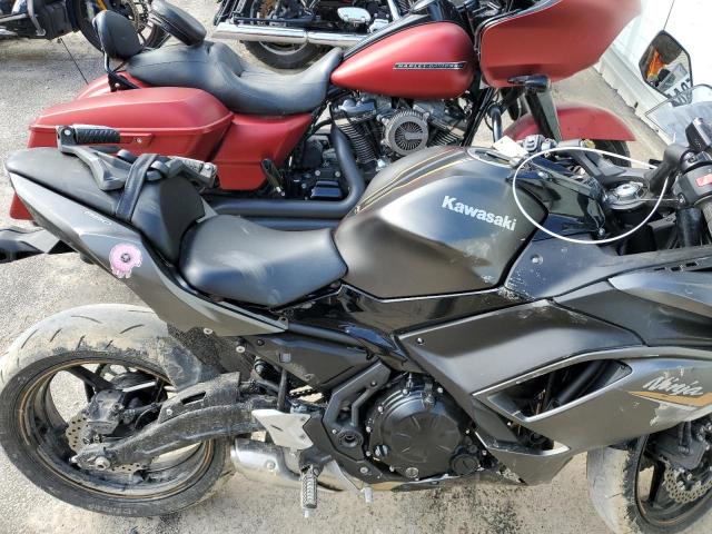 ML5EXER16PDA80690 - 2023 KAWASAKI EX650 R Қара фото 5