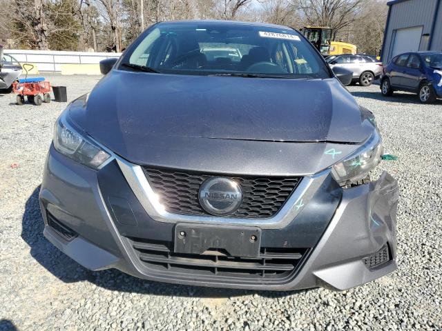 3N1CN8DV3LL884576 - 2020 NISSAN VERSA S GRAY photo 5